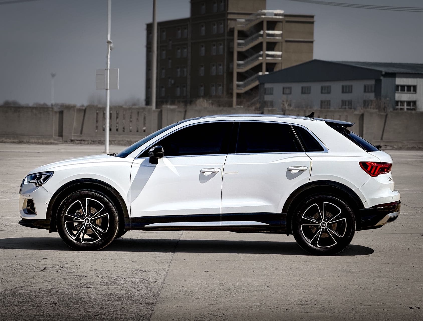 Audi Q3 2023 — миниатюра 3