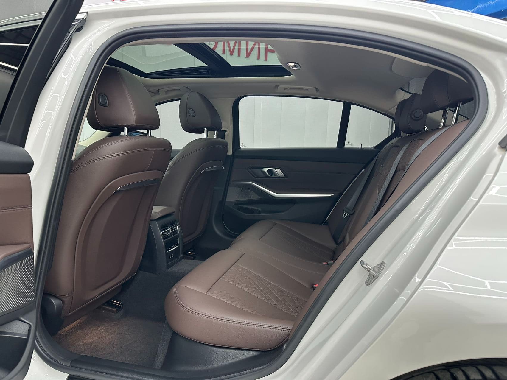BMW 320LI M SPORT 2023 — миниатюра 8