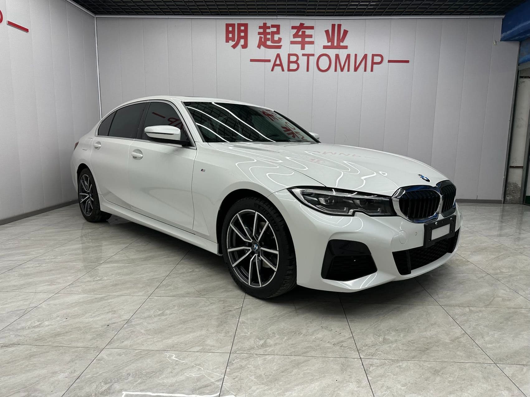 BMW 320Li 2022 — миниатюра 4