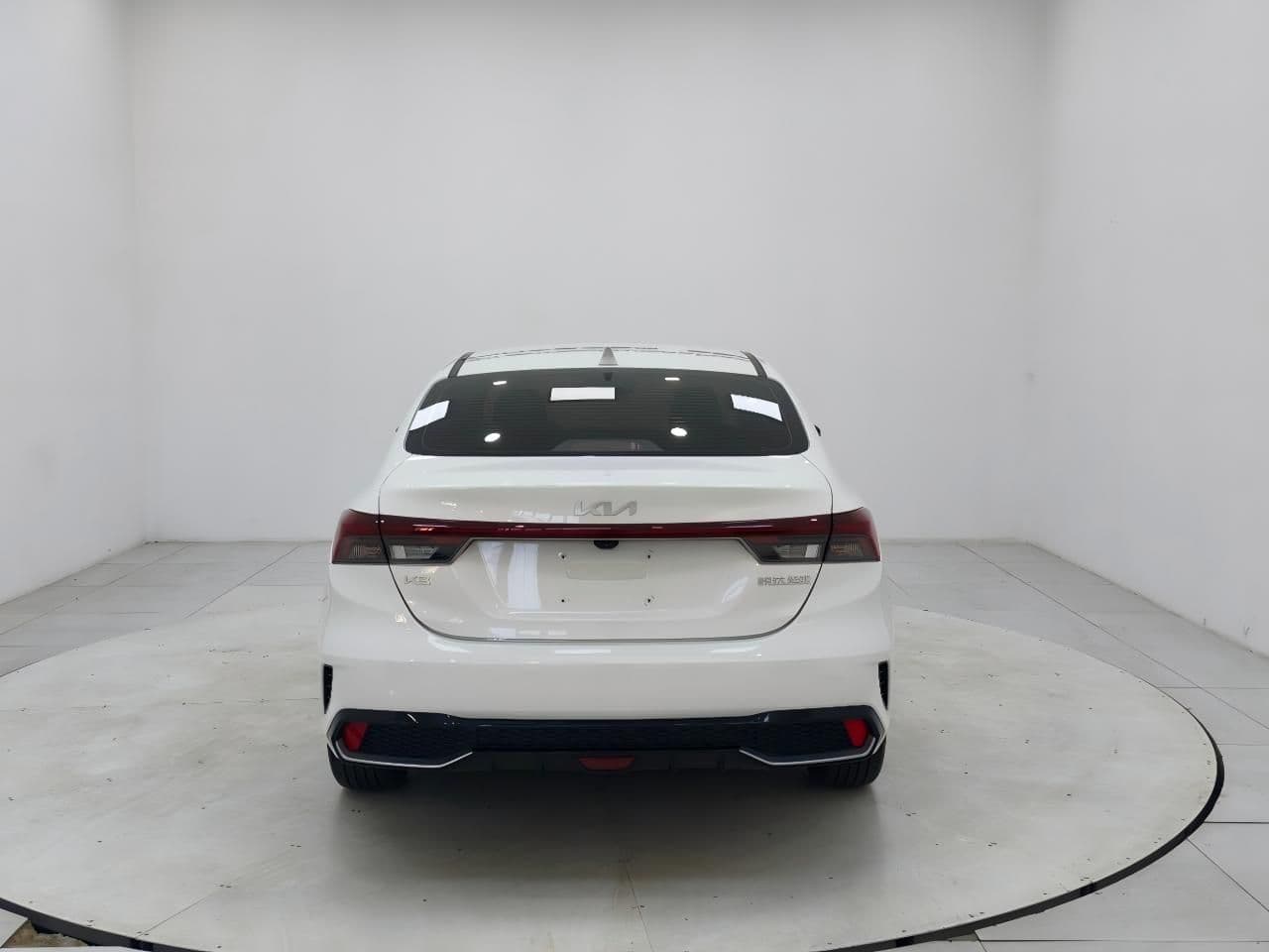 Kia K3 2023 — миниатюра 7
