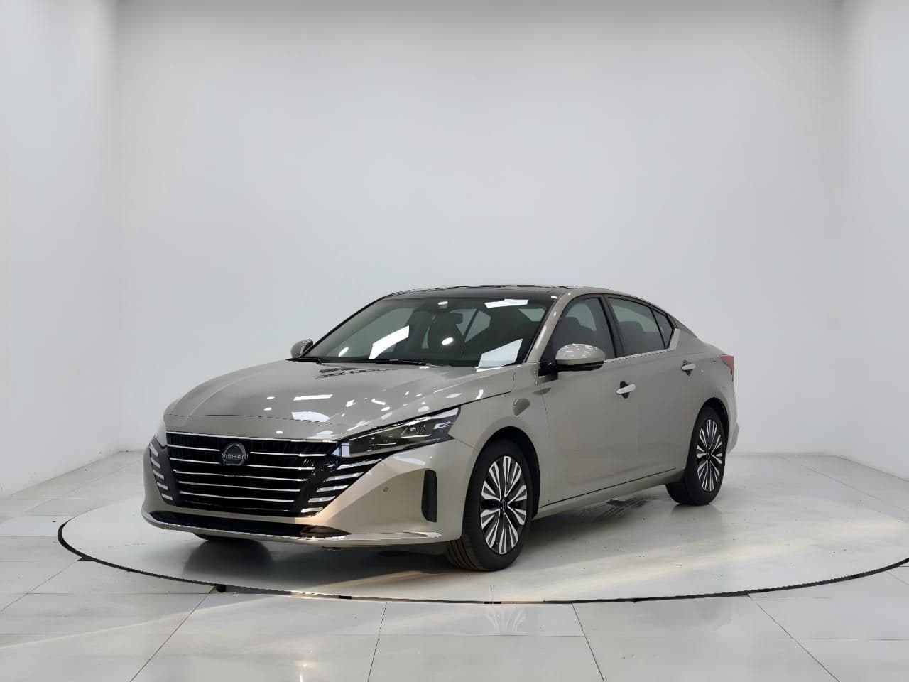 Nissan Teana 2022