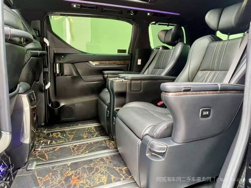 Toyota Land Cruiser Prado 2021 — миниатюра 5