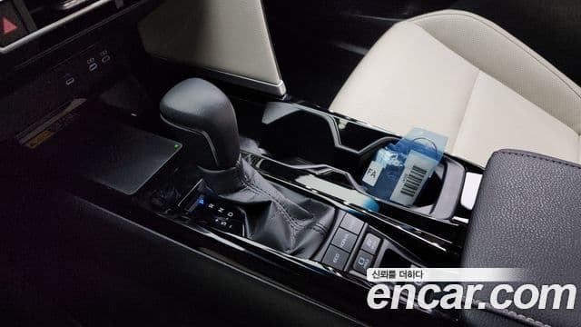 Toyota Camry 2025 — миниатюра 9