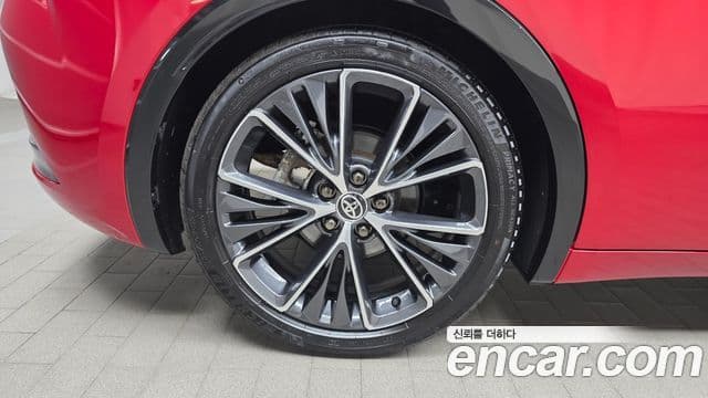 Toyota Prius 2024 — миниатюра 5