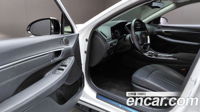 Hyundai Sonata 2022 — миниатюра 10