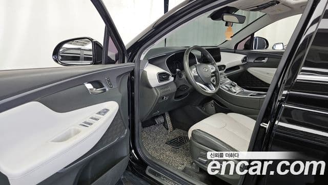 Hyundai Santa Fe 2021 — миниатюра 10