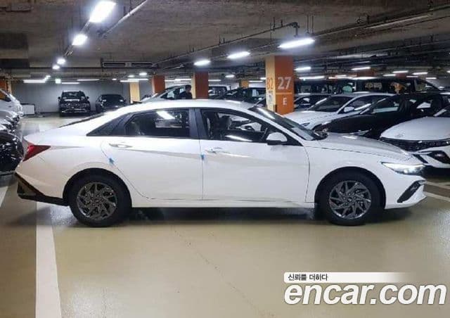 Hyundai Elantra 2026 — миниатюра 4