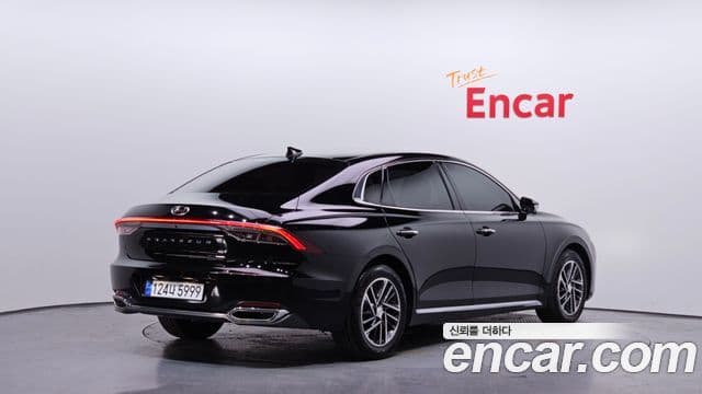 Hyundai Grandeur 2021 — миниатюра 2