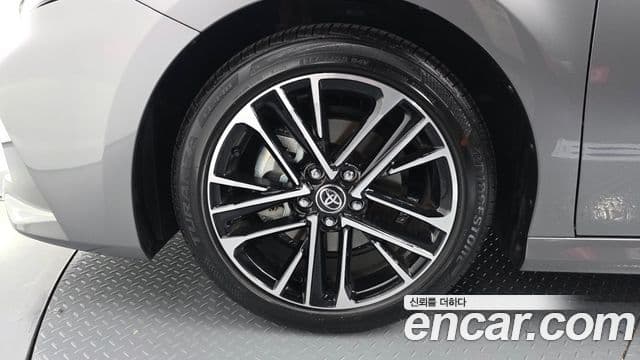 Toyota Camry 2025 — миниатюра 5