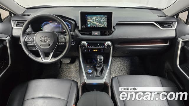 Toyota RAV4 2023 — миниатюра 7