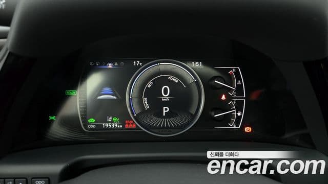 Lexus ES 2025 — миниатюра 8