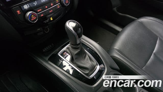 Nissan X-Trail 2018 — миниатюра 9