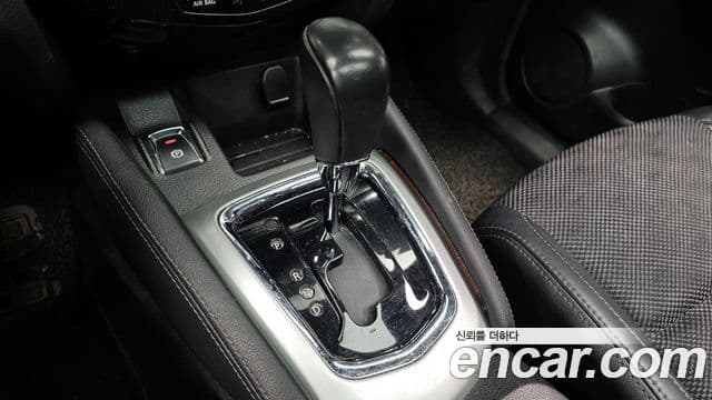 Nissan Qashqai 2016 — миниатюра 9