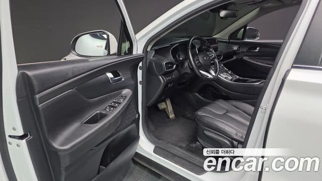 Hyundai Santafe 2021 — миниатюра 10
