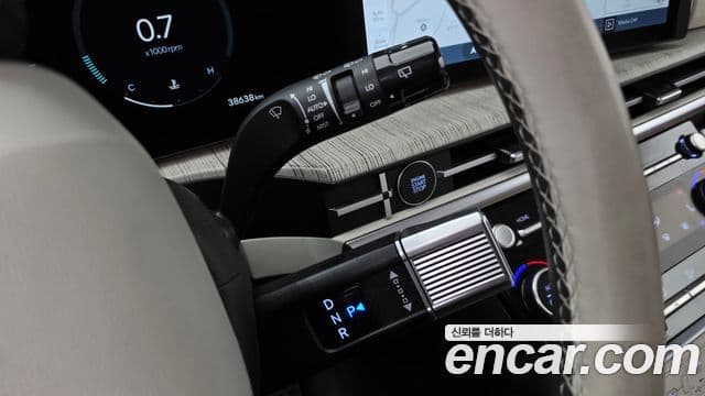 Hyundai Santafe 2024 — миниатюра 9