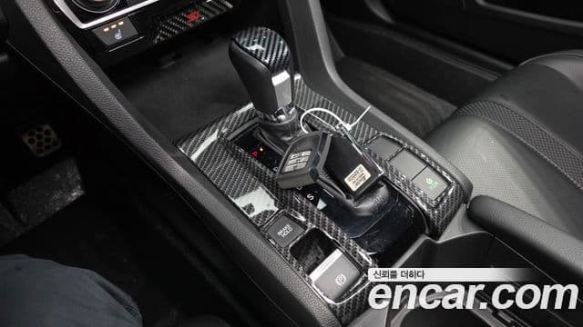 Honda Civic 2019 — миниатюра 9
