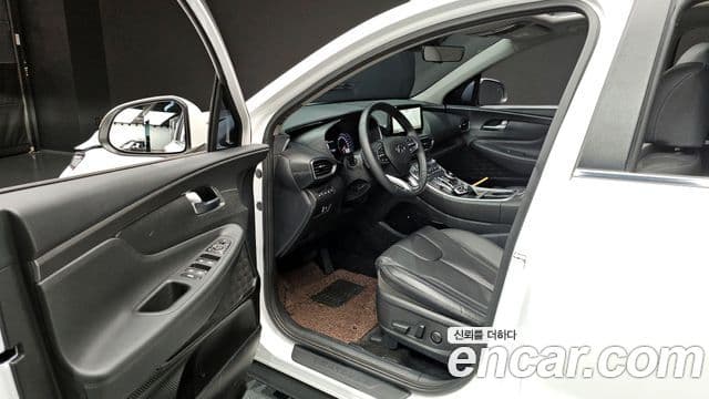 Hyundai Santafe 2022 — миниатюра 10