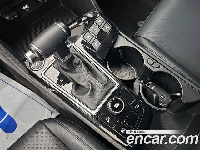 Kia Sportage 2023 — миниатюра 9