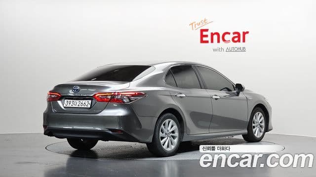 Toyota Camry 2023 — миниатюра 2