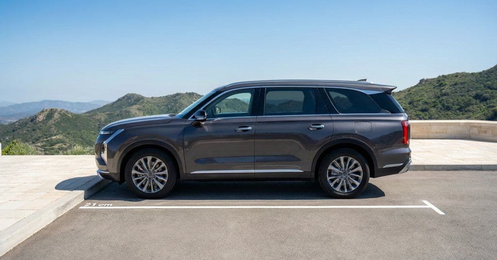 Hyundai Palisade делит платформу с Santa Fe, но длиннее на 21 см