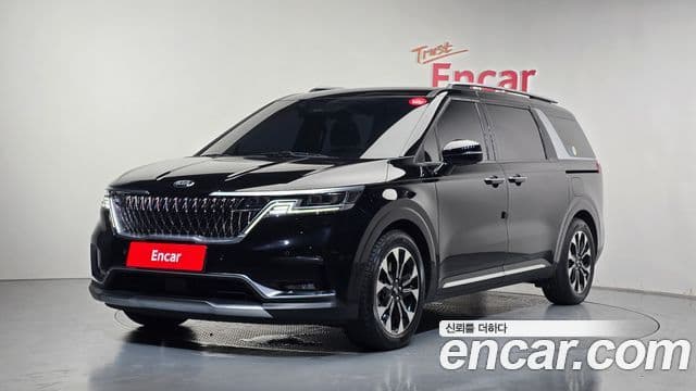 Kia Carnival 2021 — фото 1