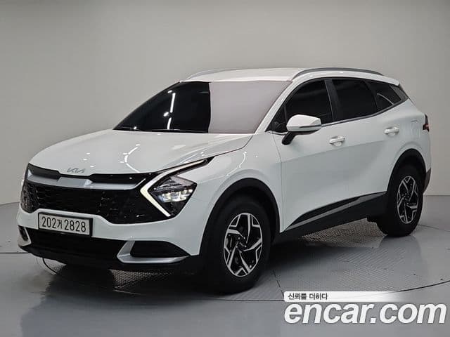 Kia Sportage 2023 — фото 1