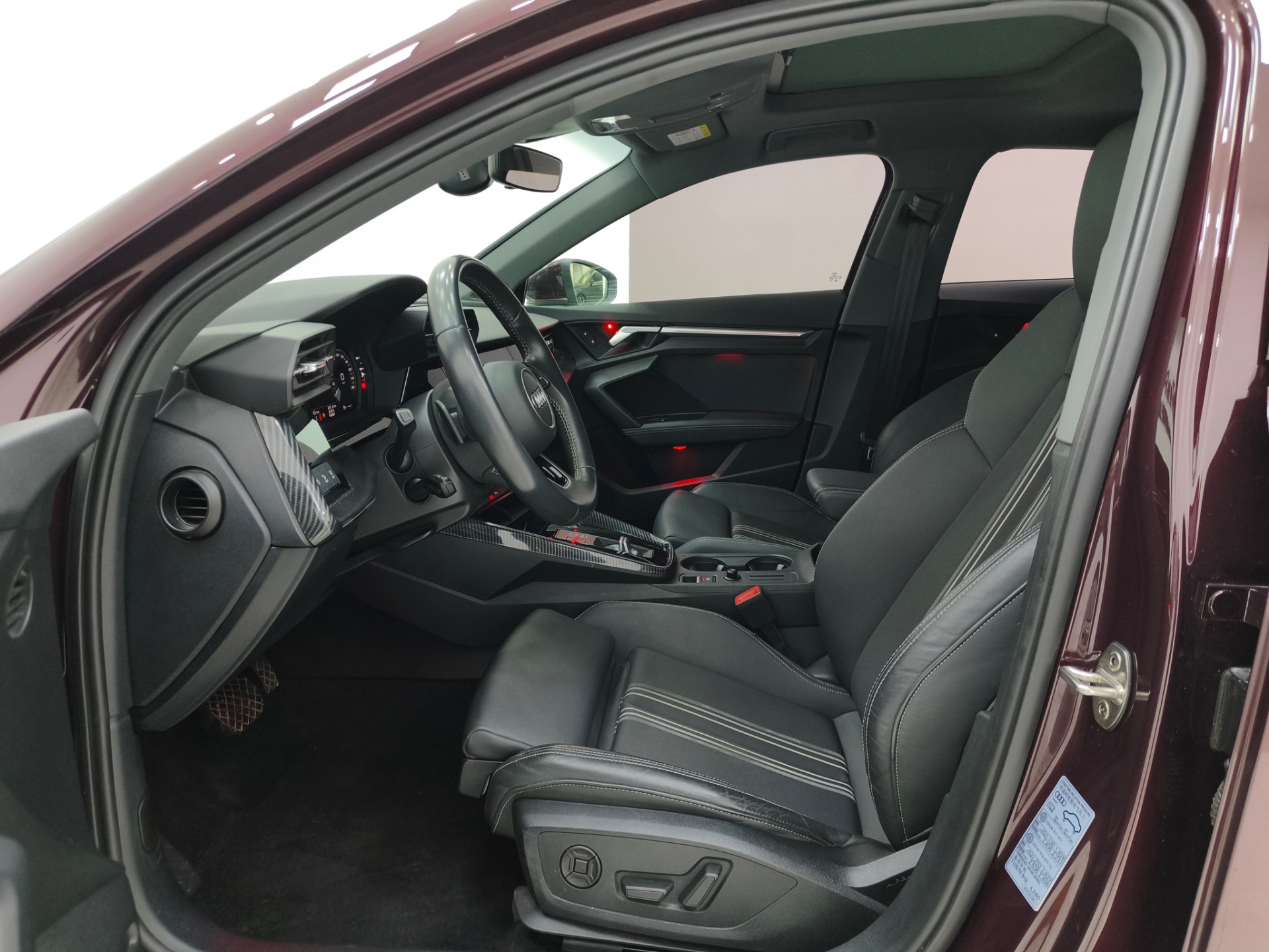 Audi A3L 2021 — миниатюра 2