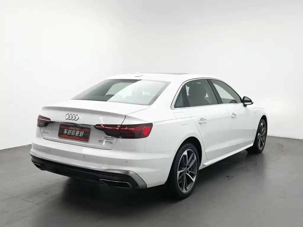 Audi A4L 2022 — фото 2