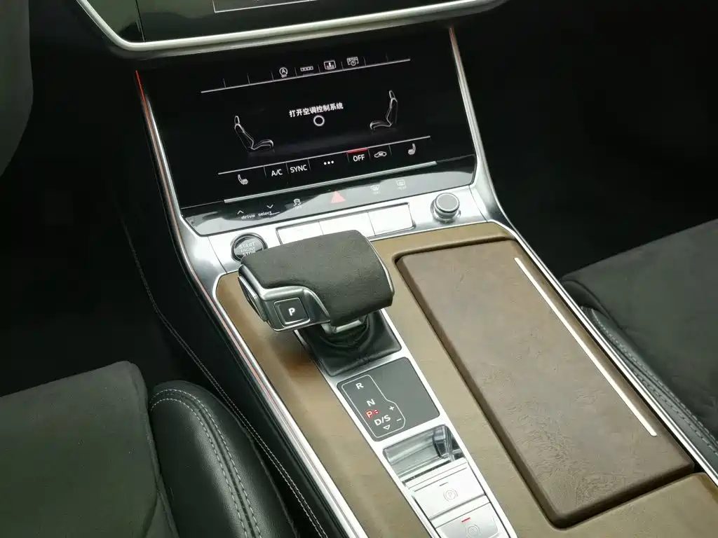 Audi A6L 2023 — миниатюра 13