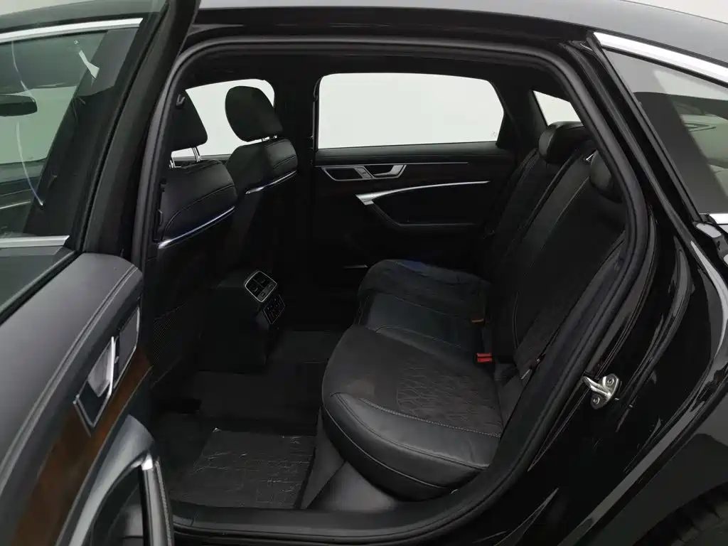 Audi A6L 2023 — миниатюра 15