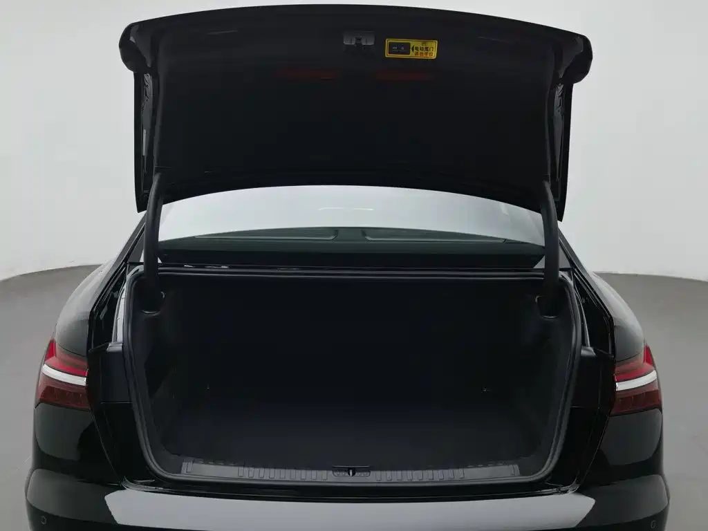 Audi A6L 2023 — миниатюра 16