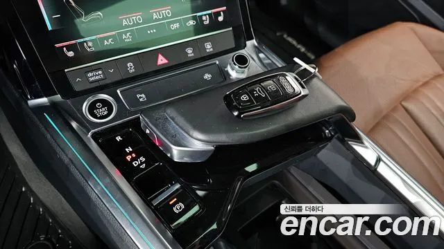 Audi e-tron 2021 — миниатюра 9