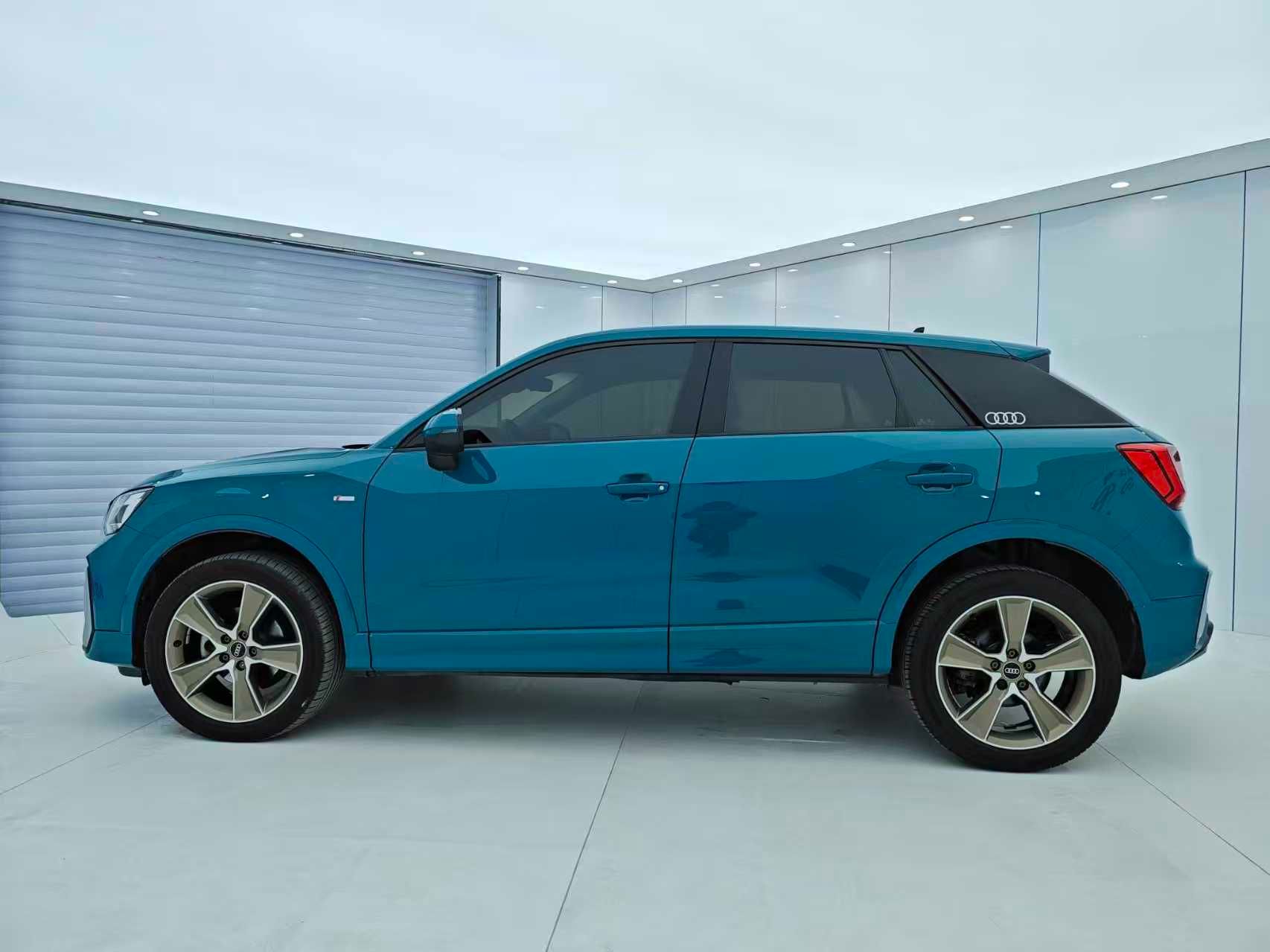 Audi Q2L 2022 — миниатюра 10