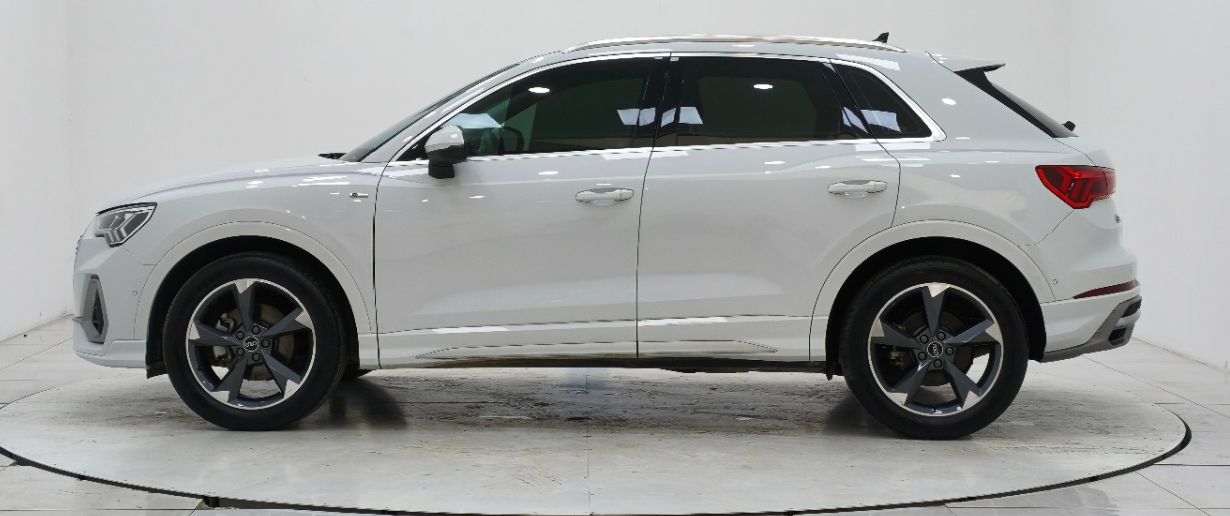 Audi Q3 2021 — миниатюра 3