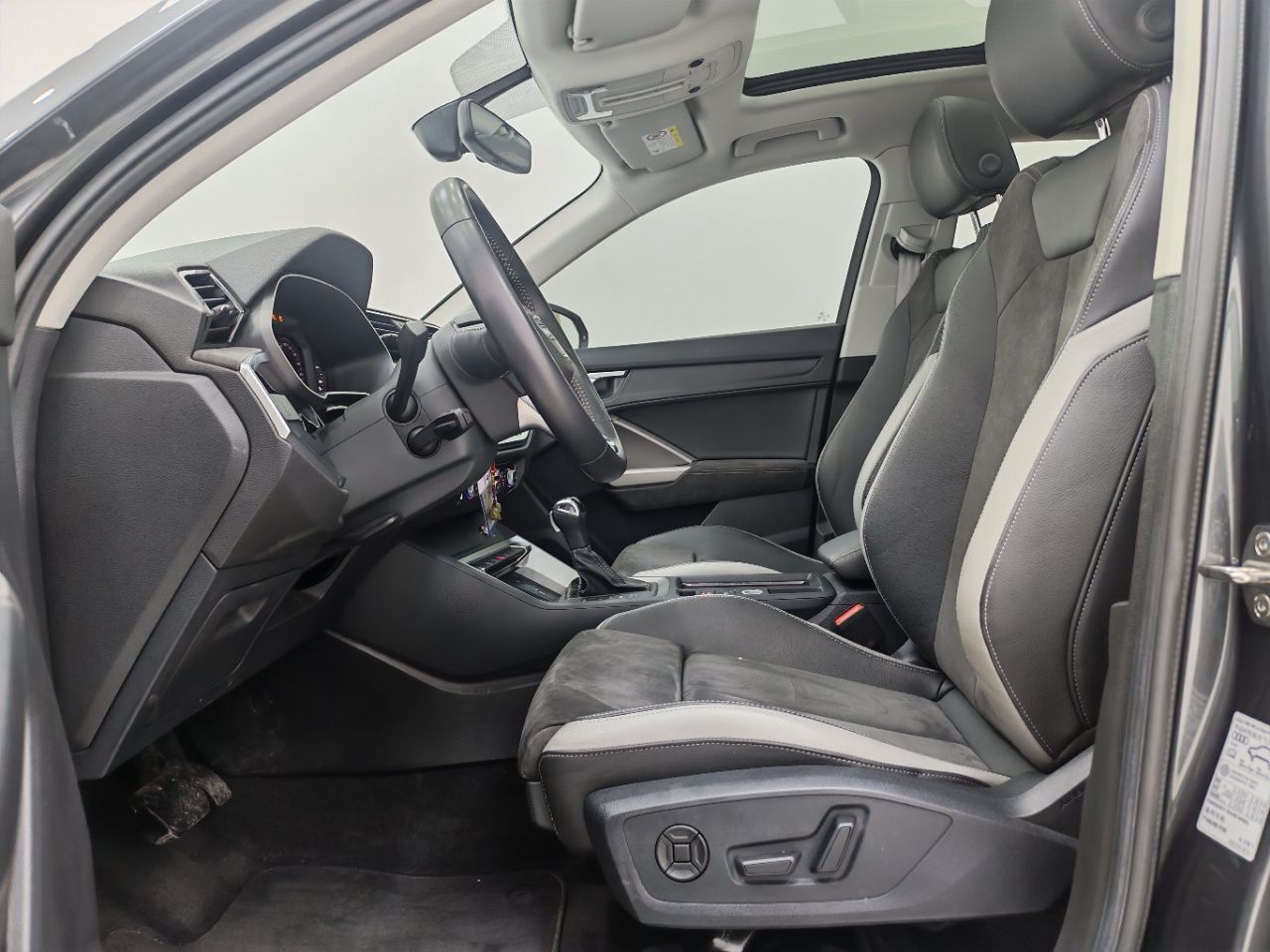 Audi Q3L 2021 — миниатюра 2