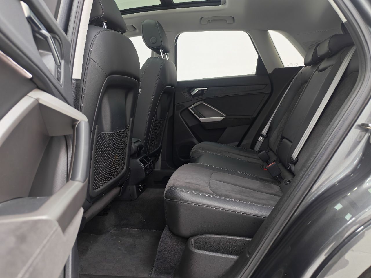 Audi Q3L 2021 — миниатюра 9