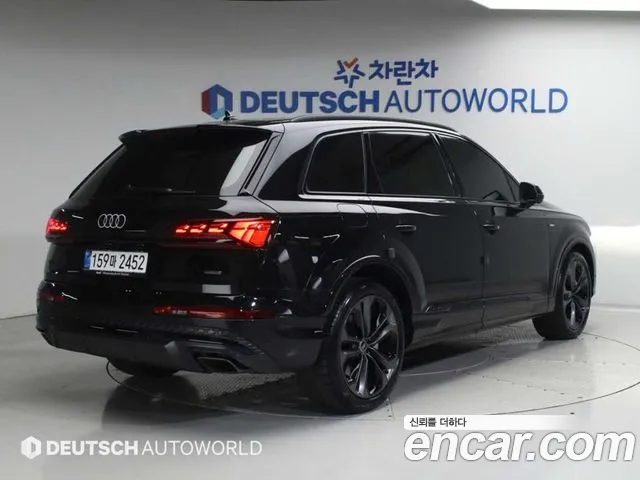 Audi Q7 2025 — фото 2
