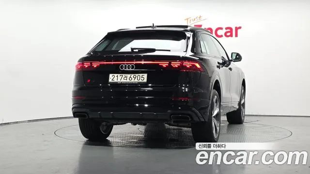 Audi Q8 2025 — миниатюра 4