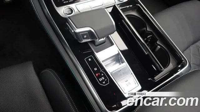 Audi Q8 2025 — миниатюра 9