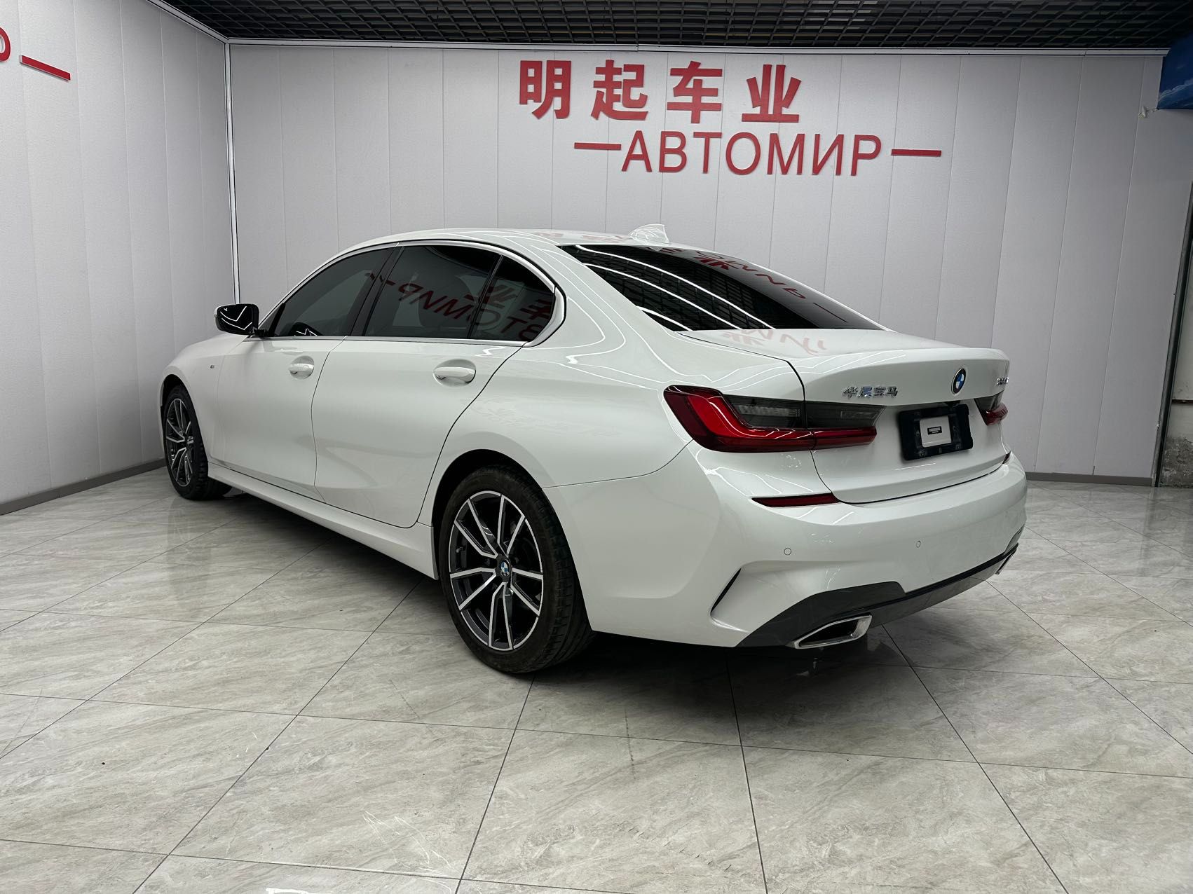 BMW 320Li 2022 — миниатюра 3