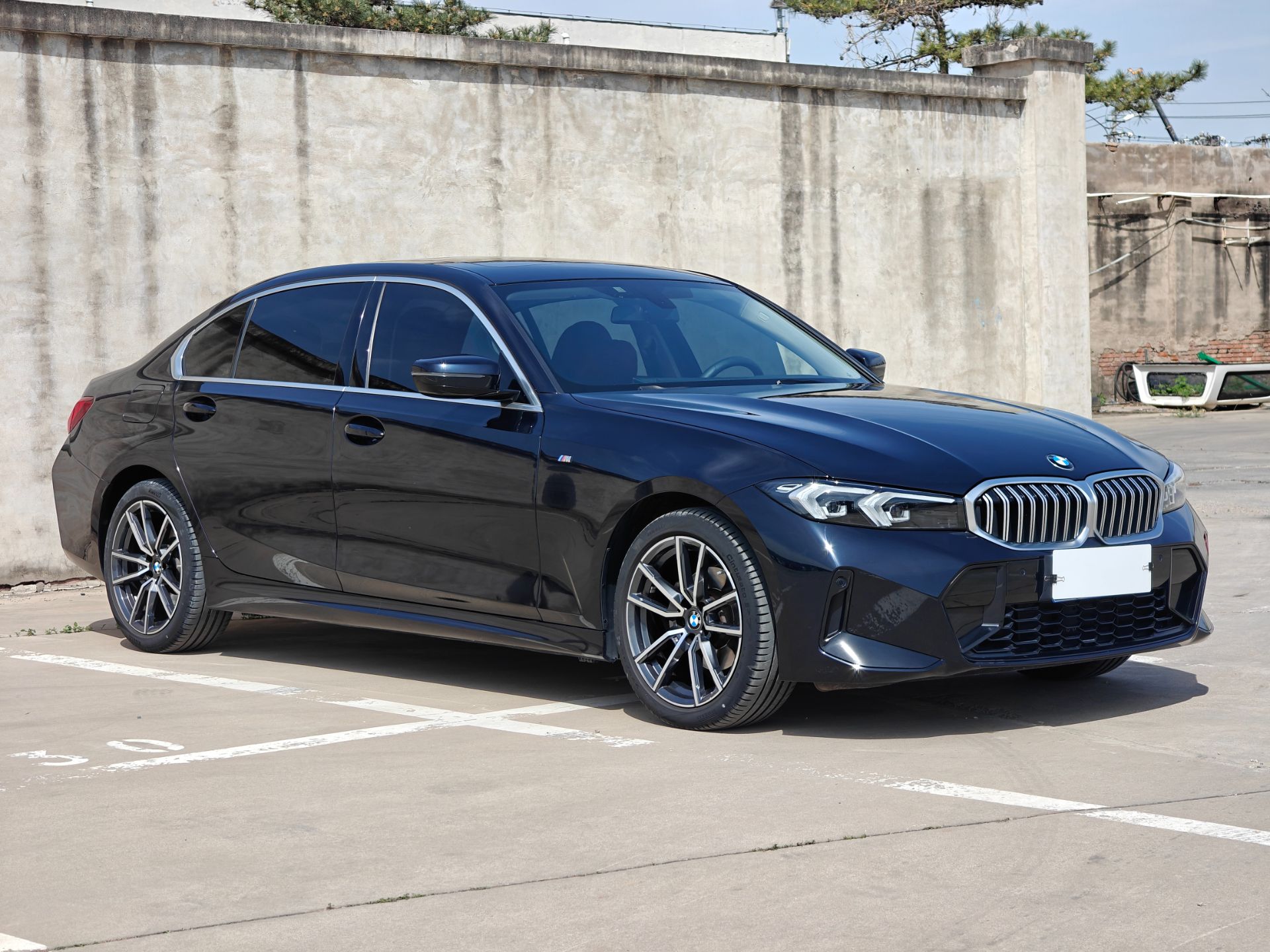 BMW 320LI M SPORT 2023 — фото 3