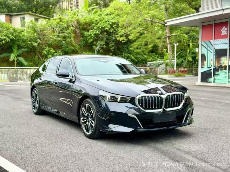 BMW 5 Series 2025 — миниатюра 3