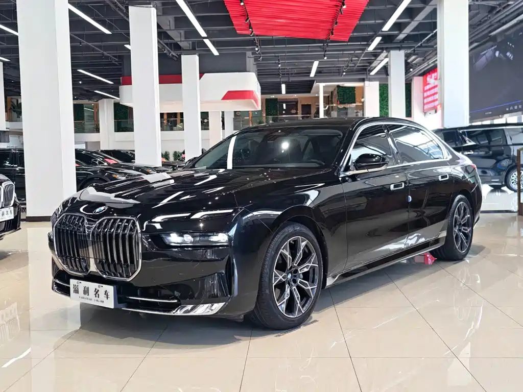 BMW 7 Series 2023 — миниатюра 5