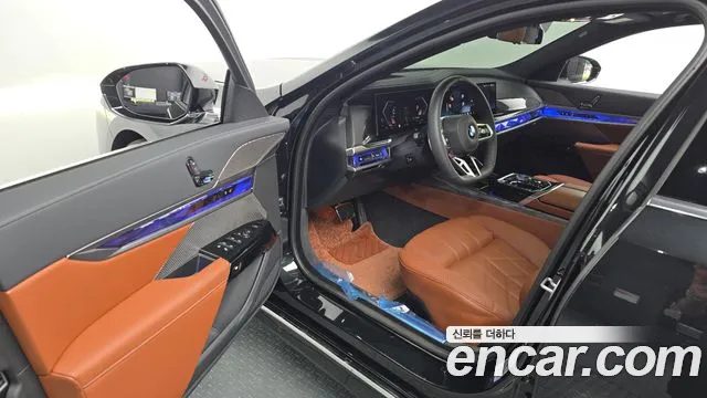 BMW 7 Series 2026 — миниатюра 10