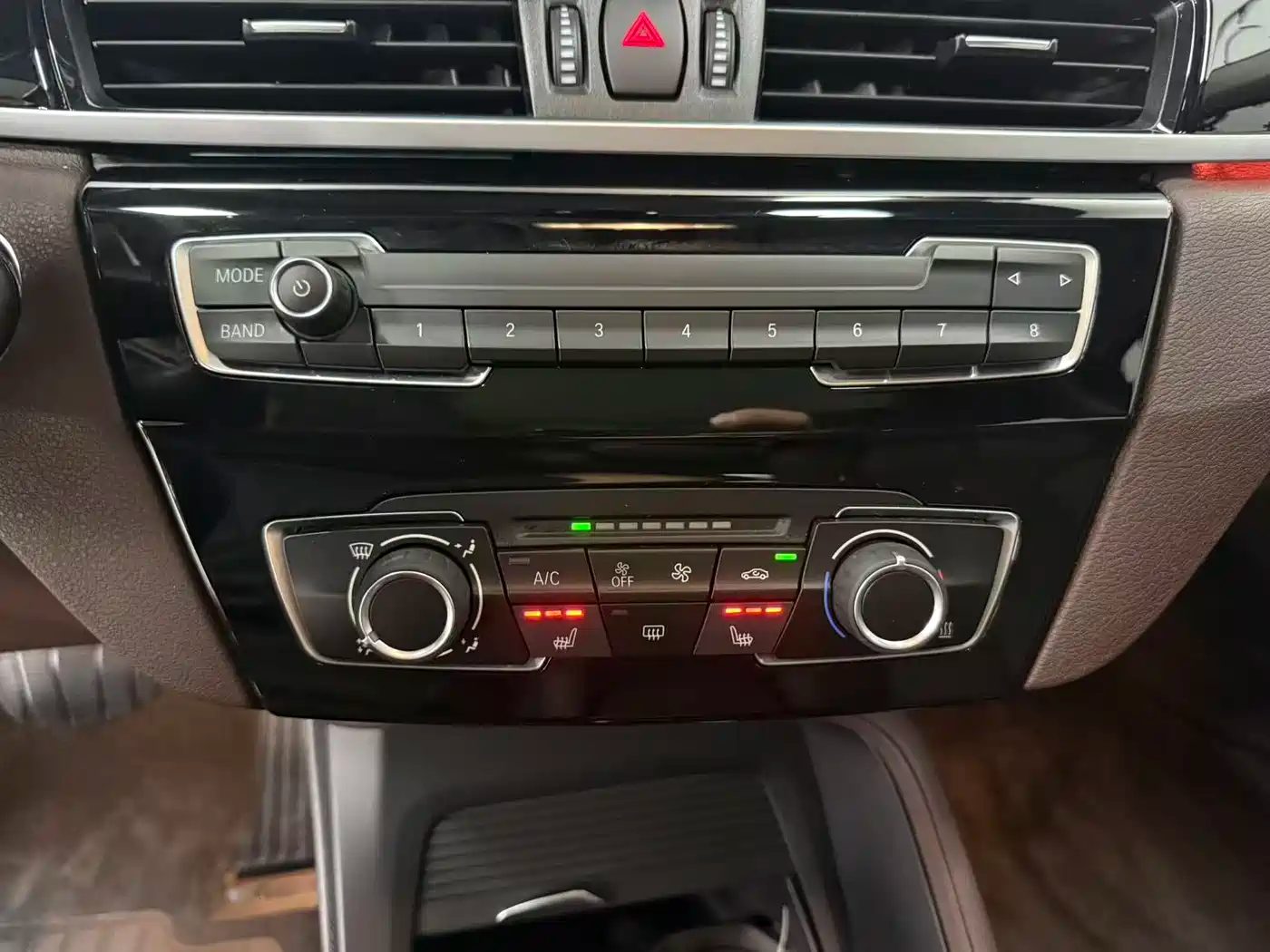BMW X1 2022 — миниатюра 16