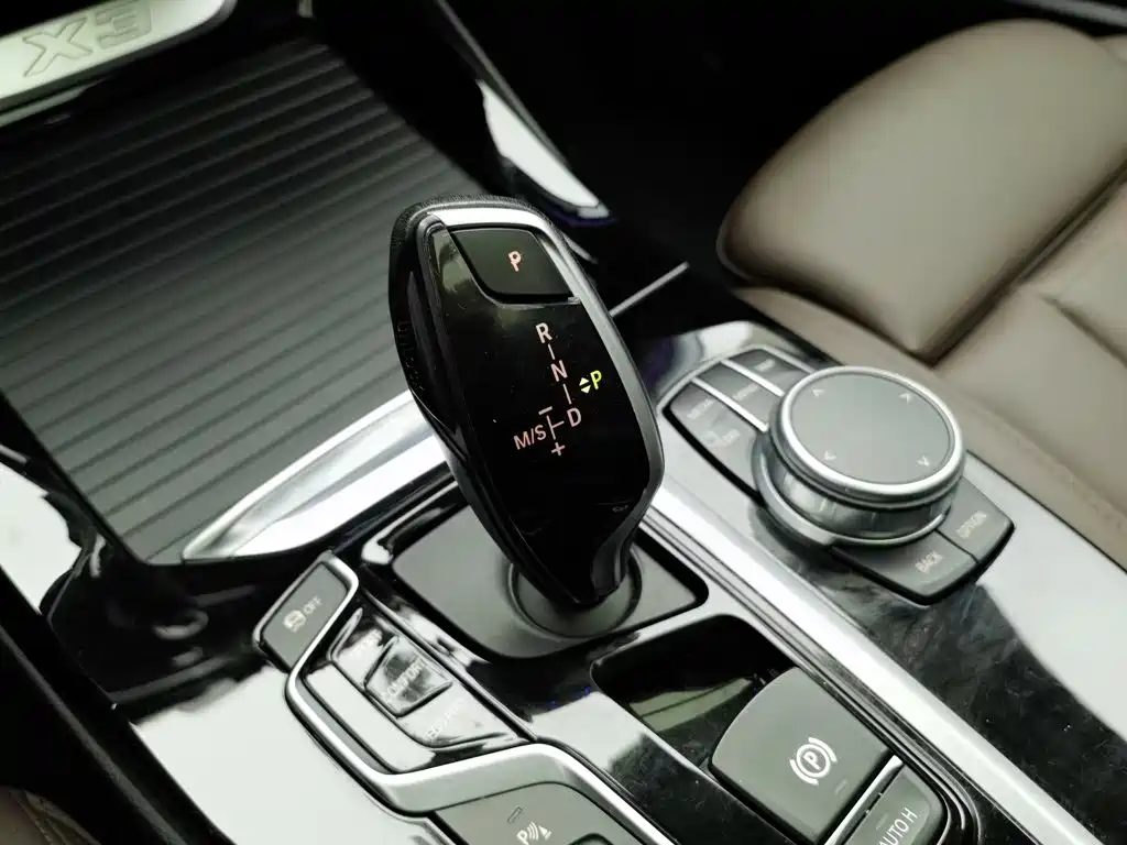 BMW X3 2021 — миниатюра 13
