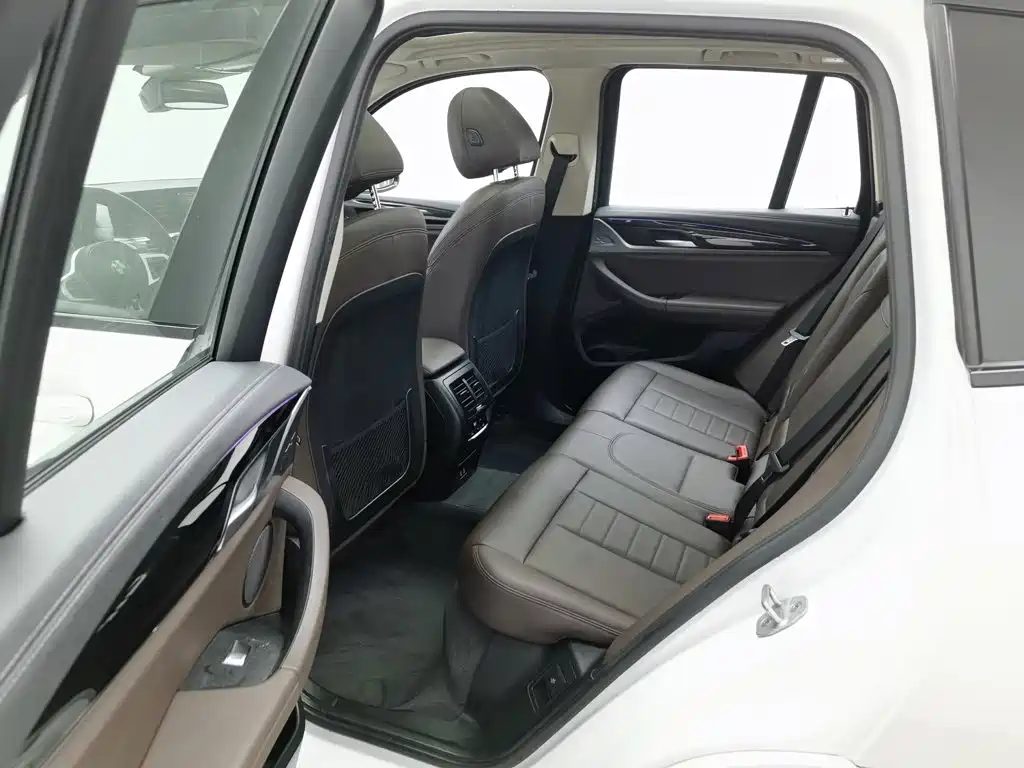 BMW X3 2021 — миниатюра 15