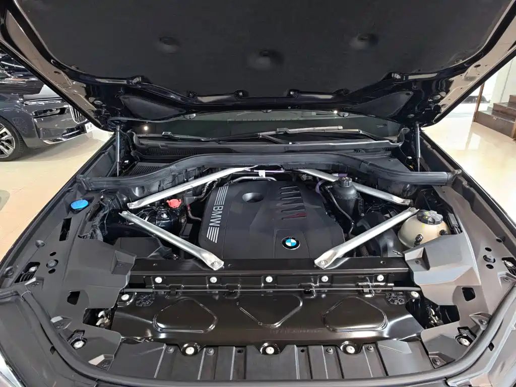 BMW X5 2025 — миниатюра 10