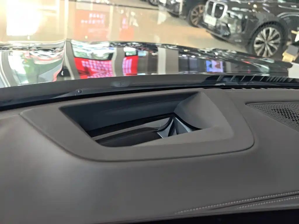 BMW X5 2025 — миниатюра 22