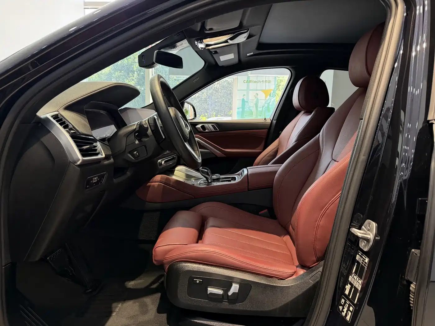 BMW X6 2023 — миниатюра 10
